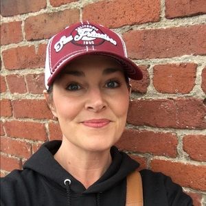 Meet your Posher, Carla